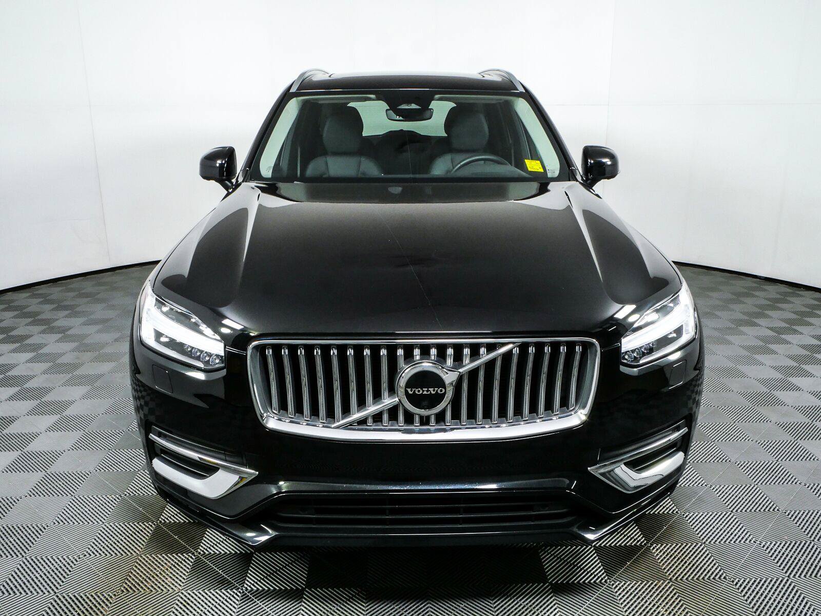 Used 2023 Volvo XC90 B6 Plus w/ Protection Package Premier AWD/4WD image 25