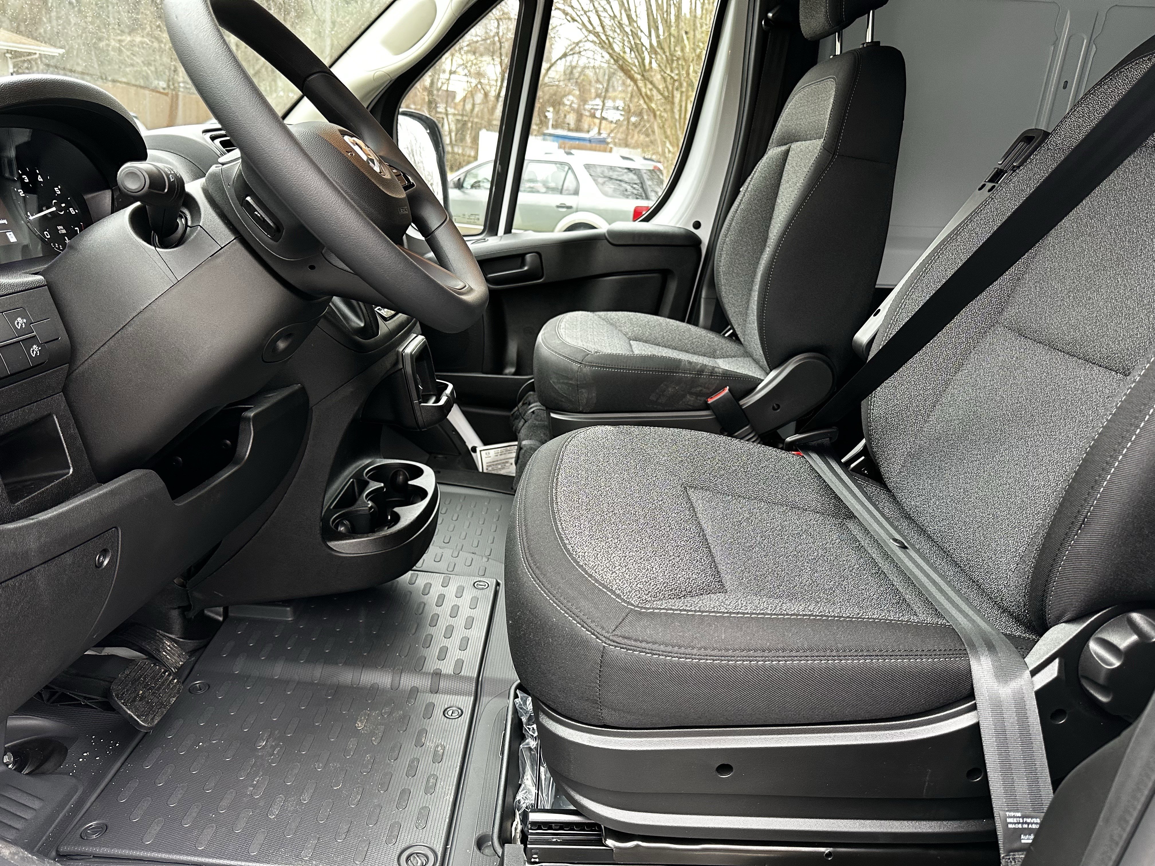 New 2026 RAM ProMaster 2500 w/ Convenience Group image 10