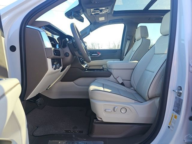 New 2026 GMC Yukon XL Denali w/ Sun & Power Step Package image 21