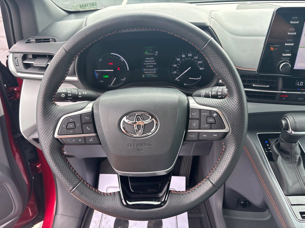 Used 2021 Toyota Sienna XSE FWD image 14