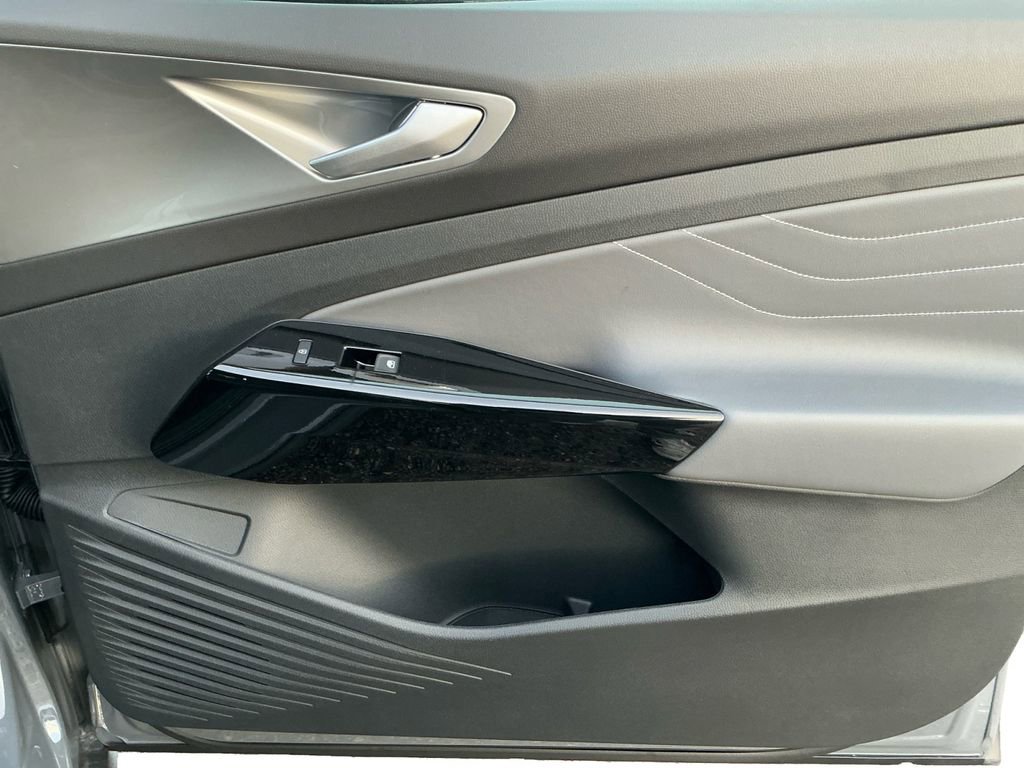 New 2026 Volkswagen ID.4 Pro S AWD/4WD image 16