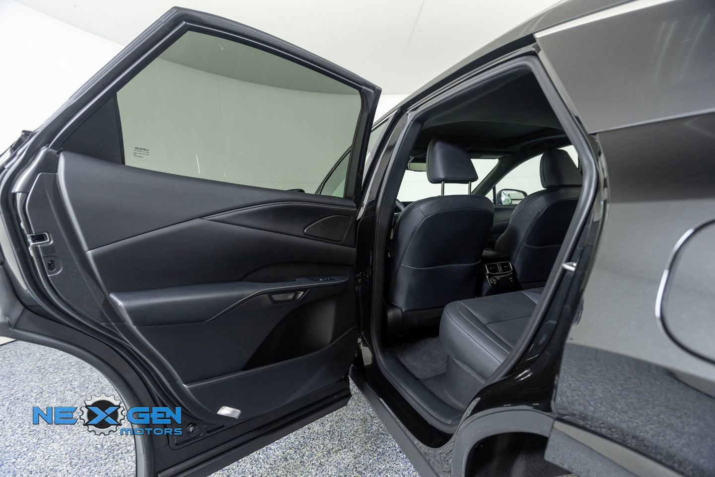 Used 2025 Lexus RX 350 Premium w/ Convenience Package AWD/4WD image 23