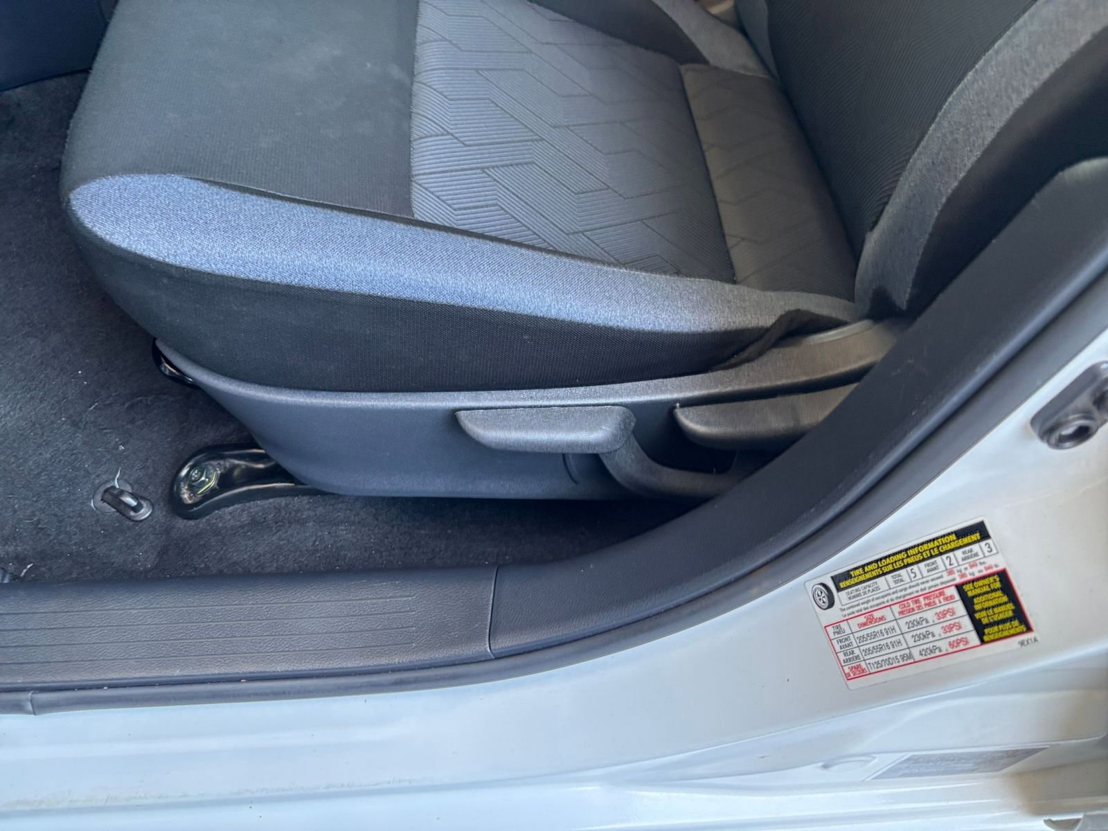 Used 2025 Nissan Versa SV FWD image 22