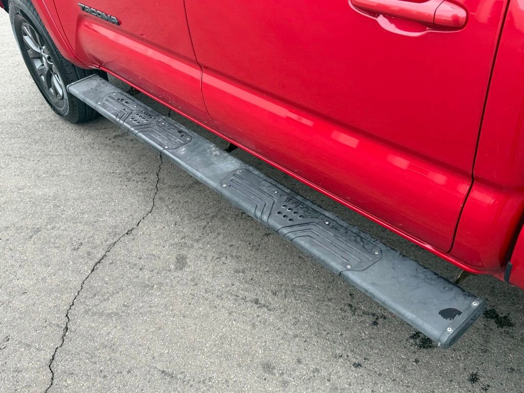 Certified 2021 Toyota Tacoma SR5 image 34