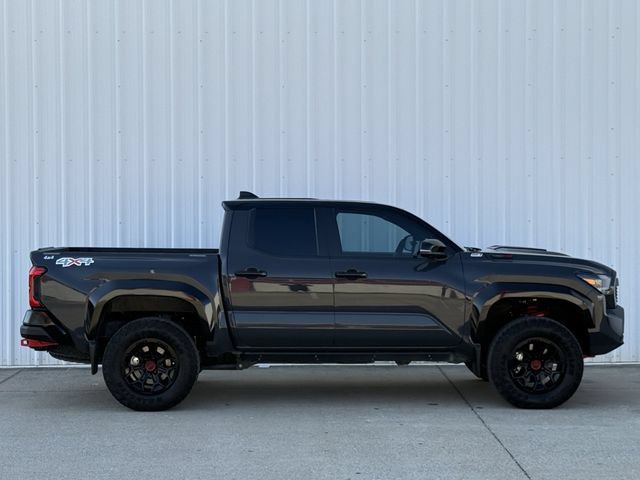 Used 2026 Toyota Tacoma TRD Pro AWD/4WD image 3