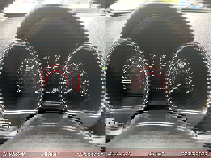 Used 2012 Toyota Highlander SE w/ Tow Pkg image 34