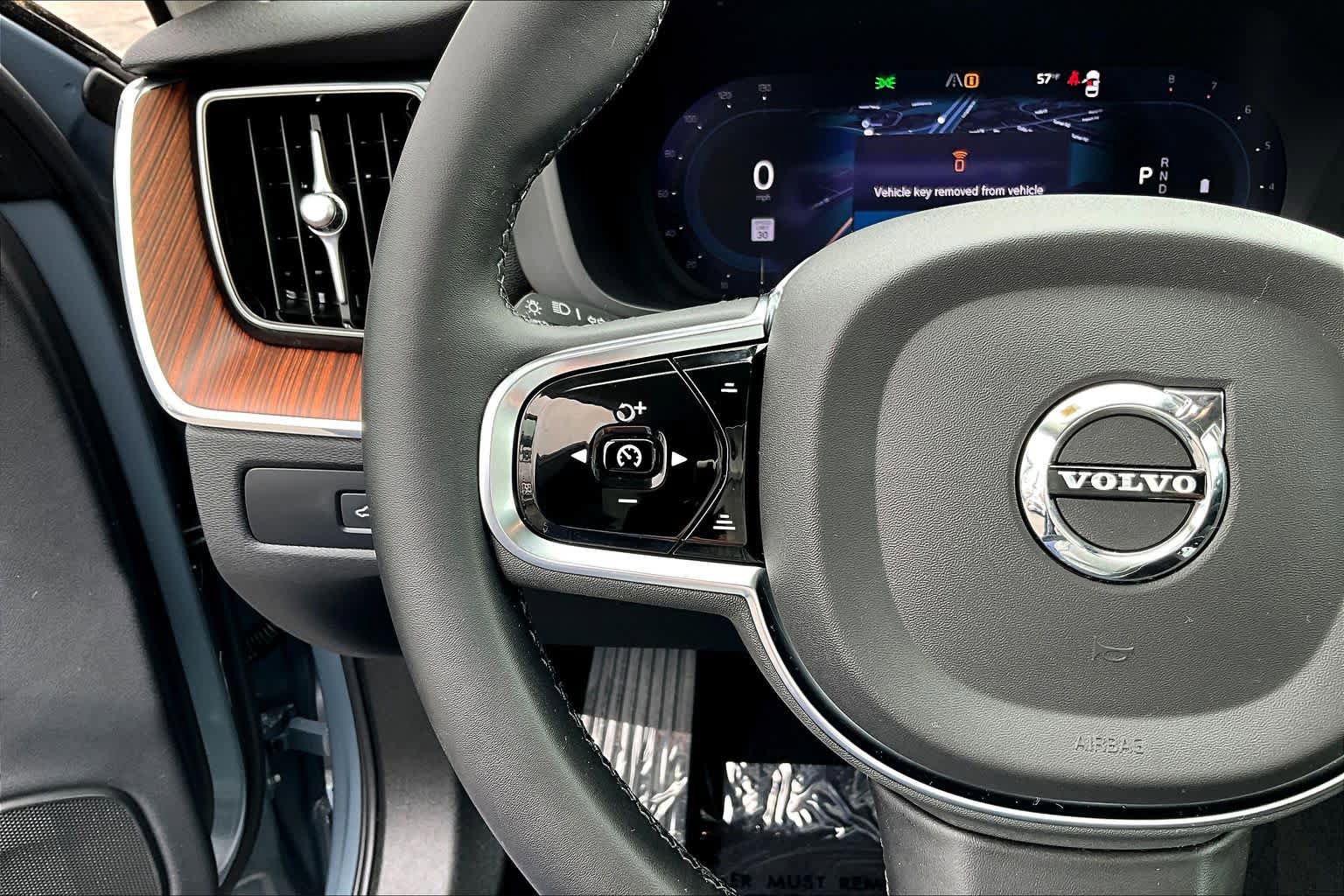 Used 2024 Volvo XC60 B5 Plus w/ Climate Package image 24