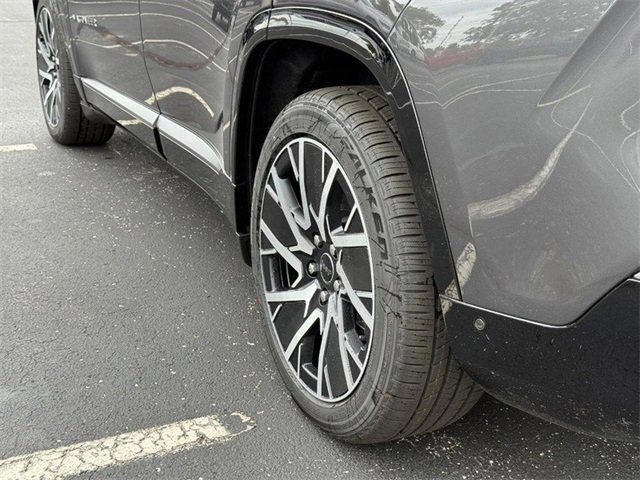 New 2025 Jeep Wagoneer S Limited w/ Comfort Package image 6