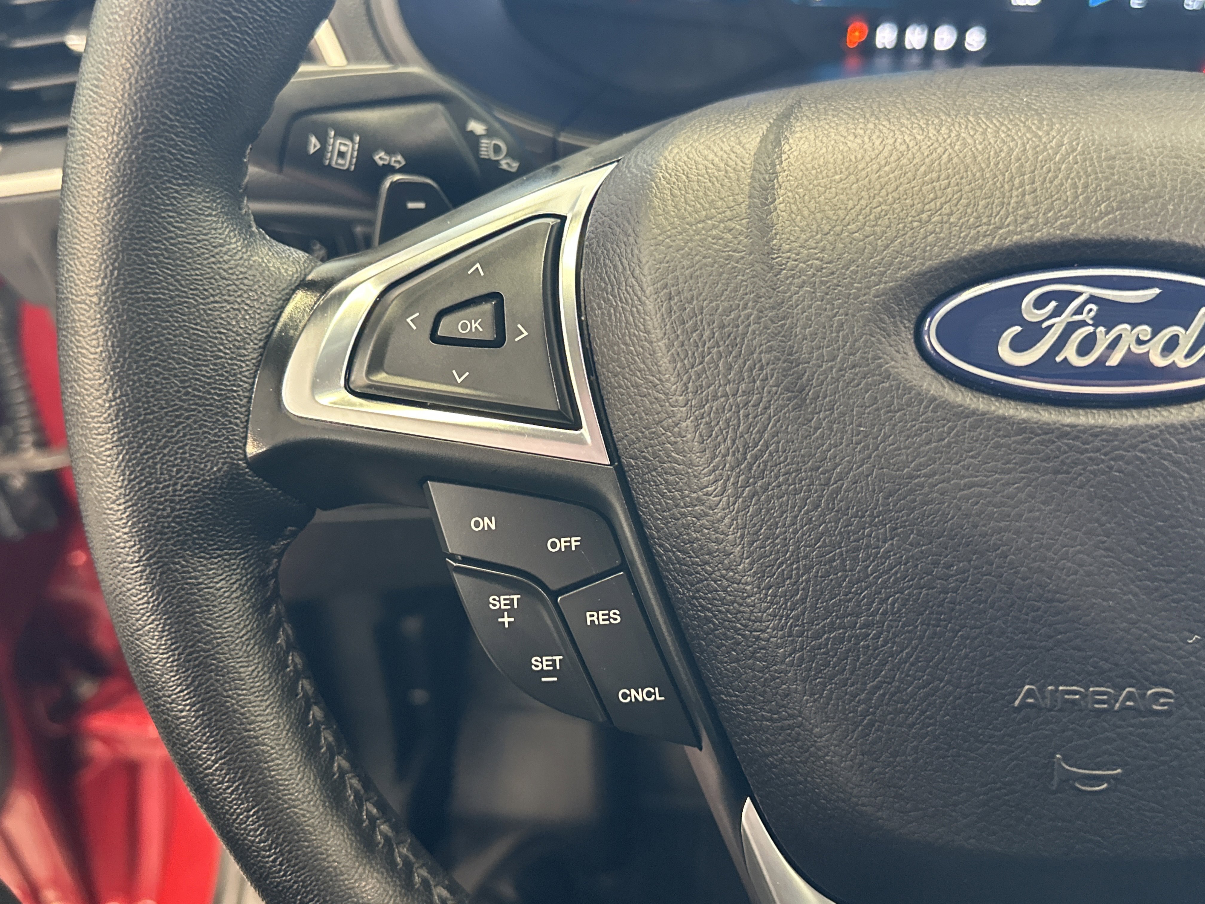 Used 2024 Ford Edge SEL w/ Convenience Package image 36