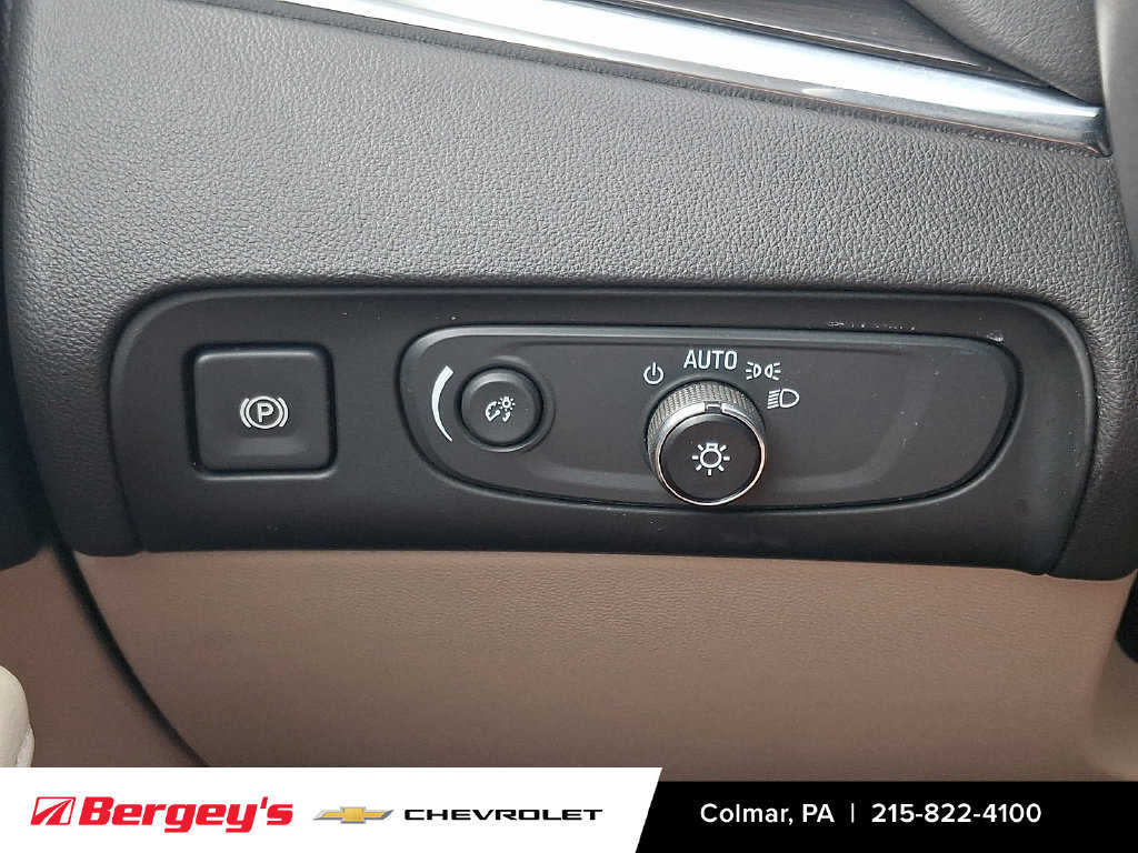 Certified 2020 Buick Enclave Essence w/ Sound and Sites Package FWD image 27