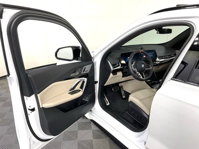 Certified 2025 BMW X1 M35i w/ Premium Package AWD/4WD image 26