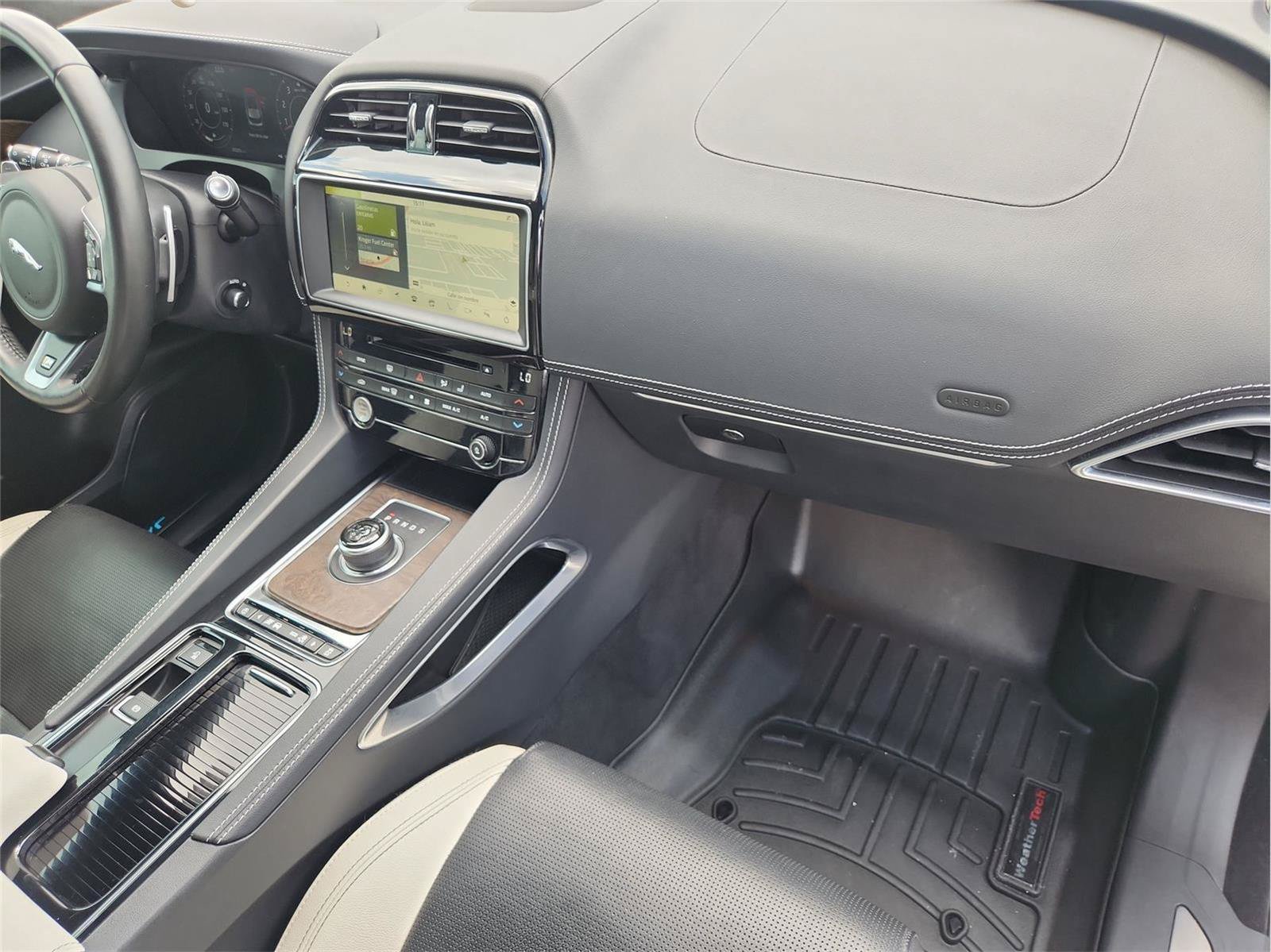 Used 2020 Jaguar F-PACE R-Sport AWD/4WD image 30