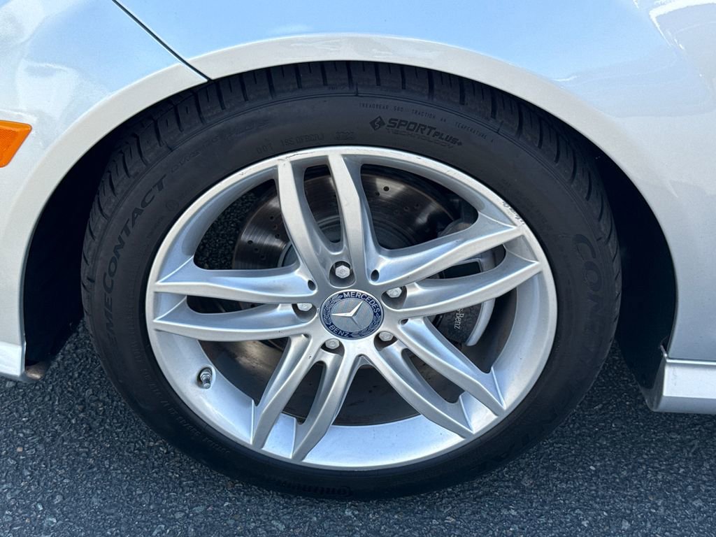 Used 2012 Mercedes-Benz C 250 Sedan image 7