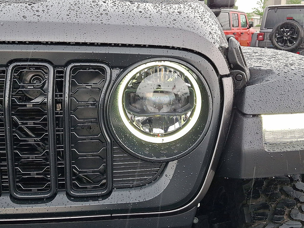 Used 2026 Jeep Wrangler Unlimited Rubicon 392 w/ Quick Order Package 27X Moab AWD/4WD image 34