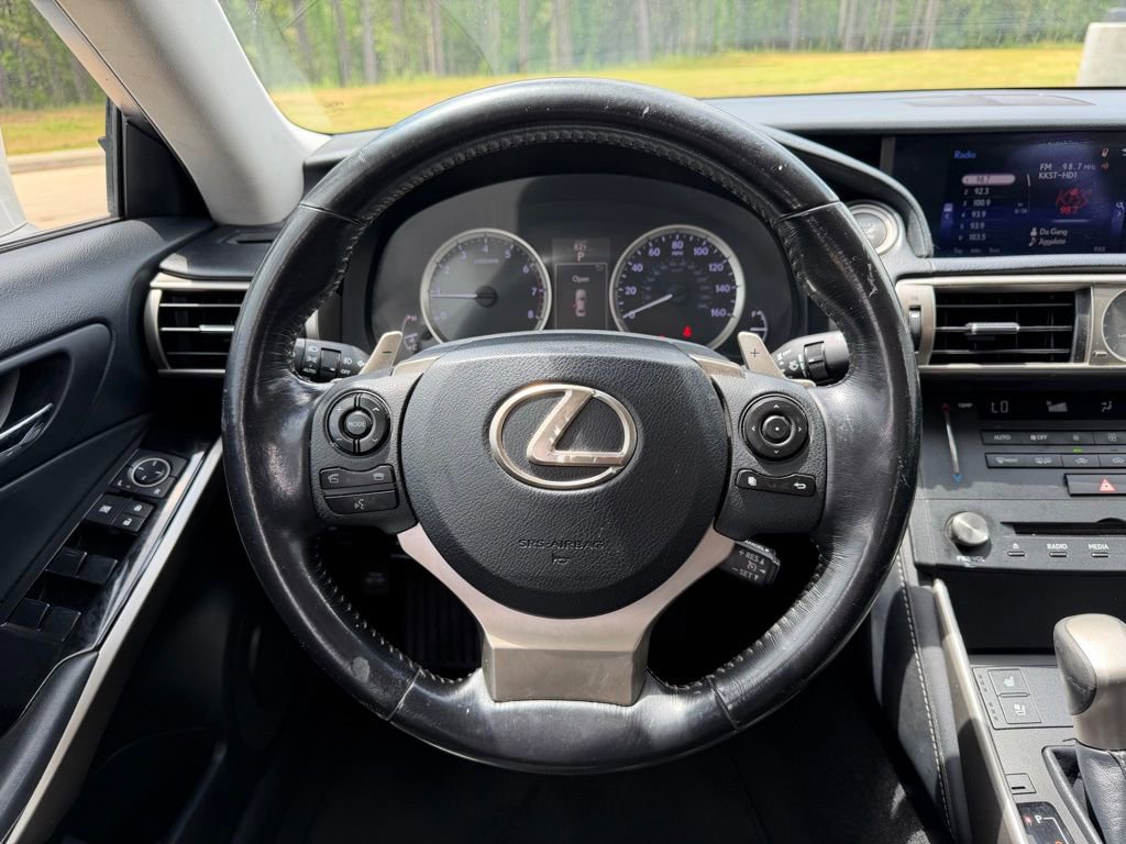 Used 2016 Lexus IS 200t w/ Premium Package RWD image 18