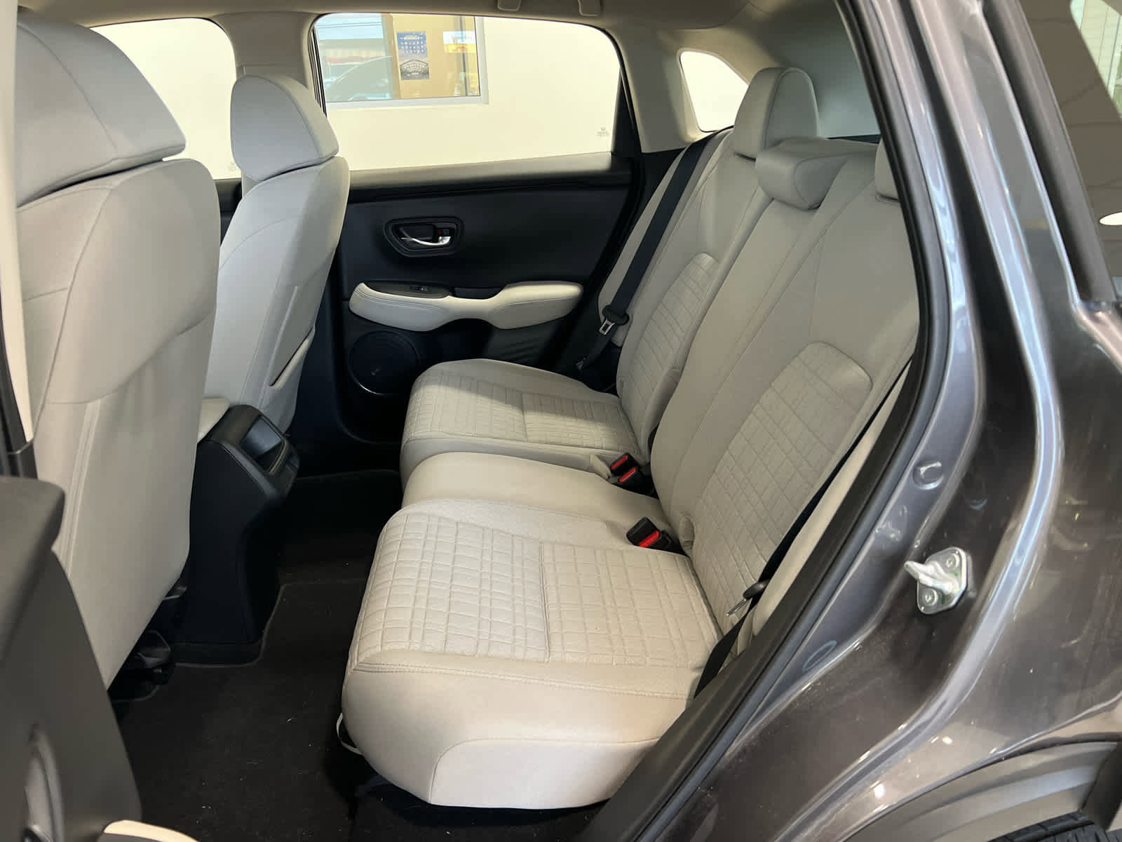 Used 2024 Honda HR-V LX image 11