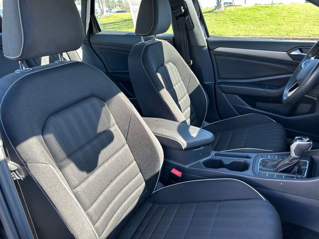 Certified 2023 Volkswagen Jetta Sport image 26