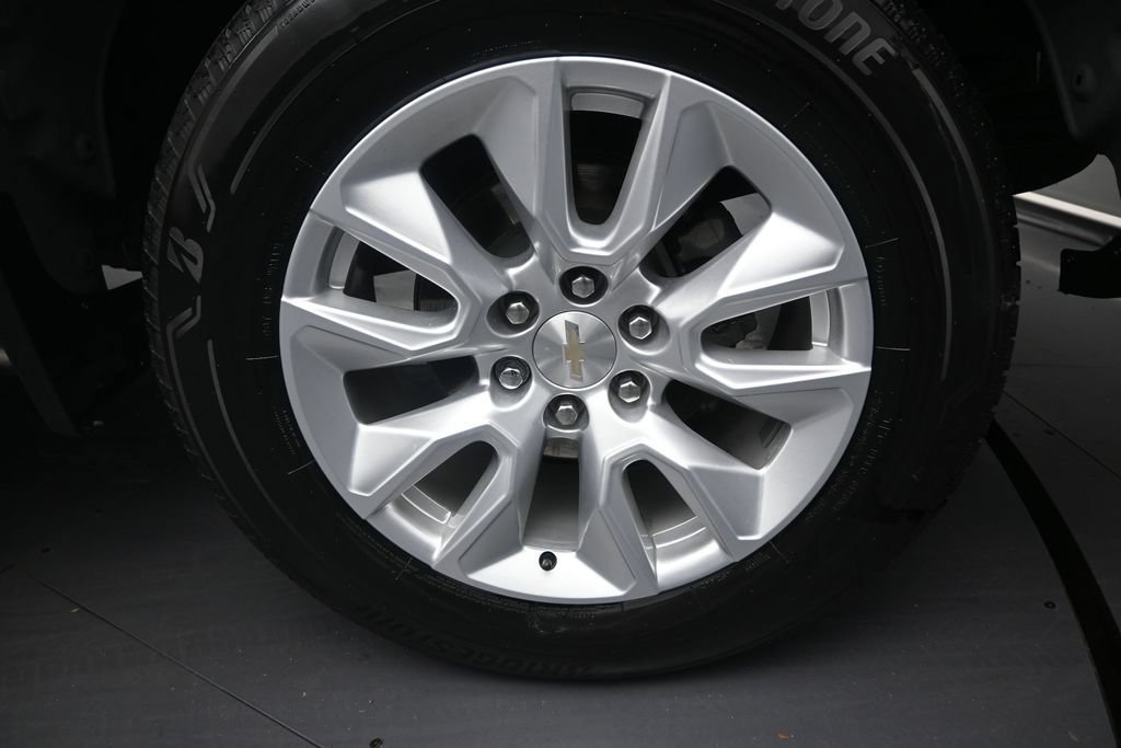 Used 2024 Chevrolet Silverado 1500 Custom RWD image 10