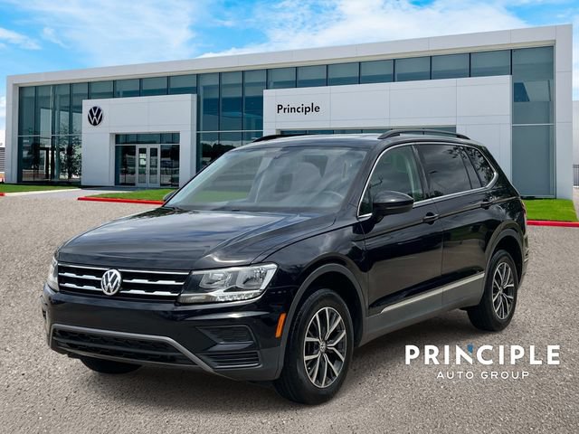 Used 2020 Volkswagen Tiguan SE w/ Panoramic Sunroof Package