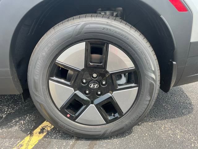 New 2026 Hyundai Santa Fe SE image 10