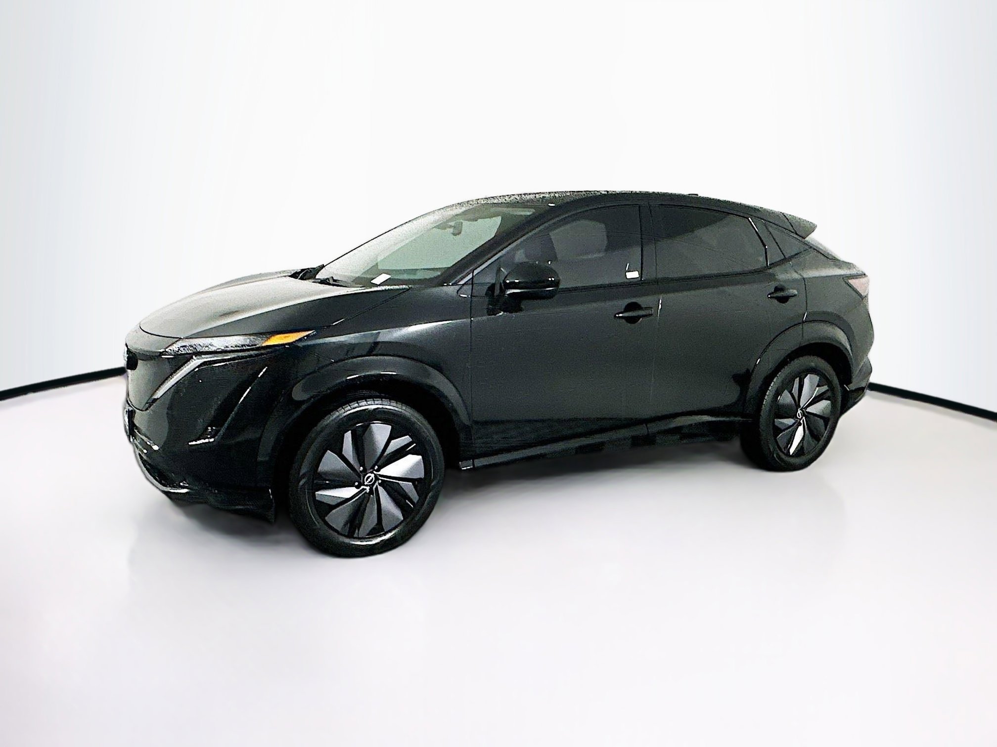 Used 2023 Nissan Ariya AWD image 4
