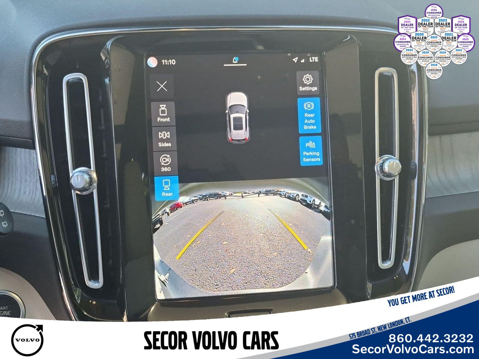 Used 2023 Volvo XC40 B5 Plus w/ Driver Assist Package AWD/4WD image 15