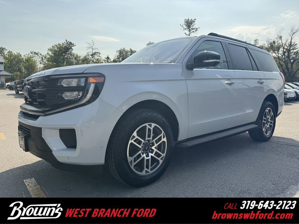 New 2025 Ford Expedition Active image 1