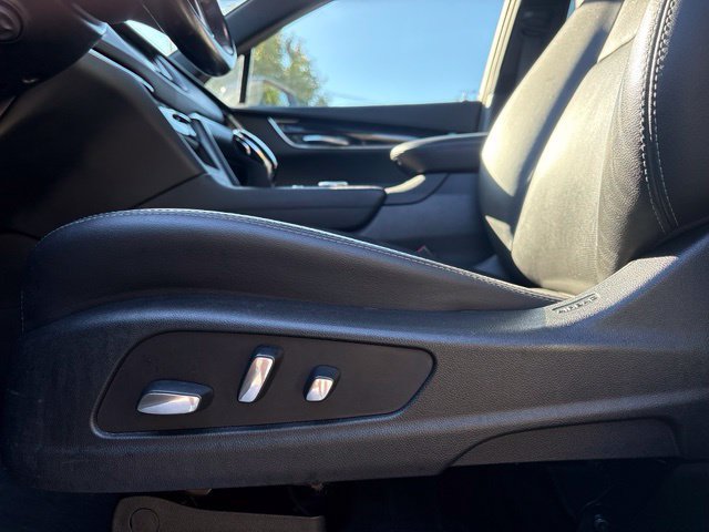 Used 2020 Cadillac XT5 Premium Luxury w/ LPO, Floor Liner Package FWD image 29