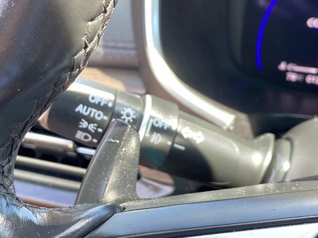 Used 2024 Acura MDX SH-AWD w/ Advance Package image 18