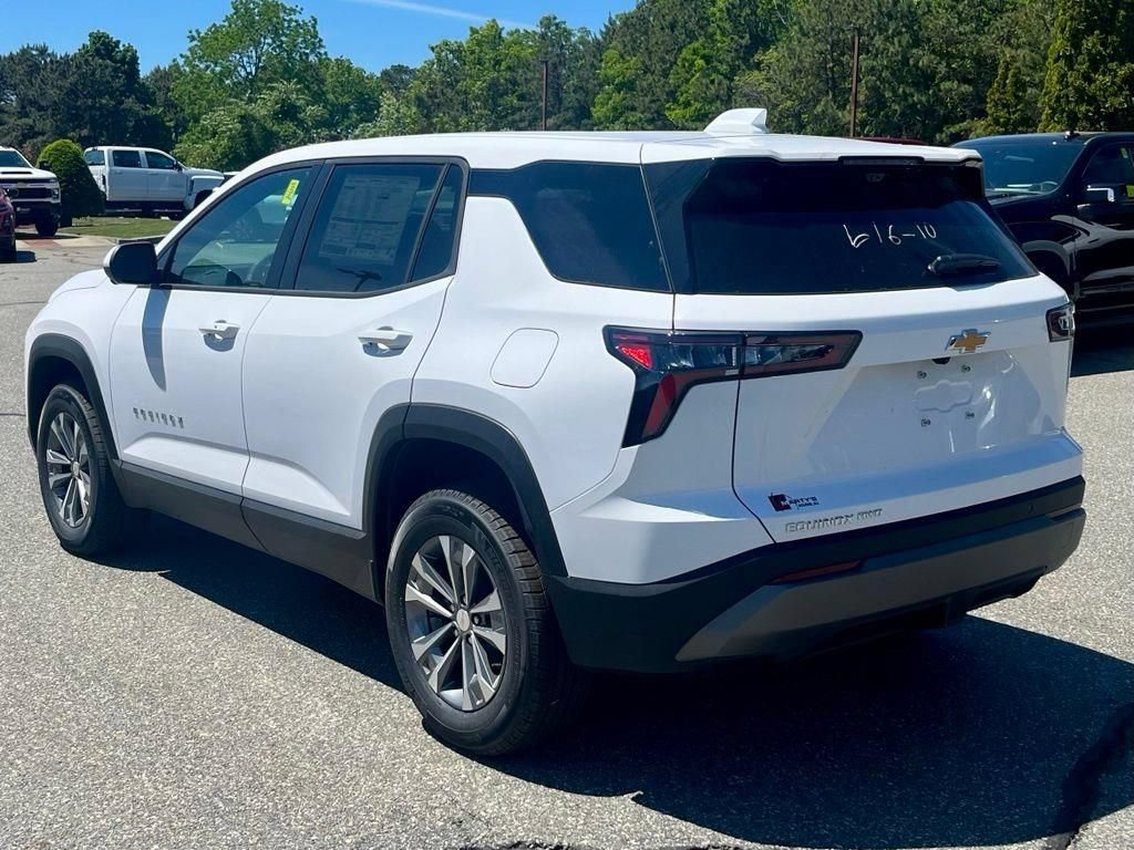 New 2026 Chevrolet Equinox LT w/ Safety and Technology Package AWD/4WD image 3
