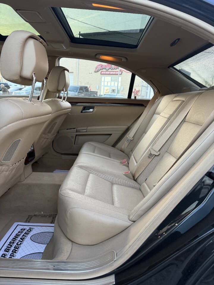 Used 2012 Mercedes-Benz S 550 4MATIC w/ Premium 2 Pkg image 9