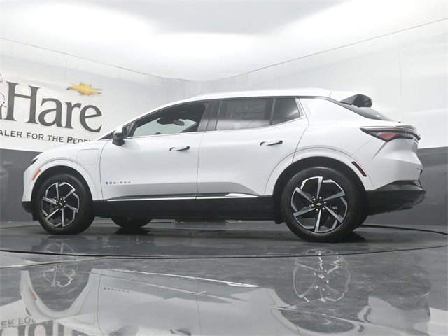 New 2025 Chevrolet Equinox EV LT image 33