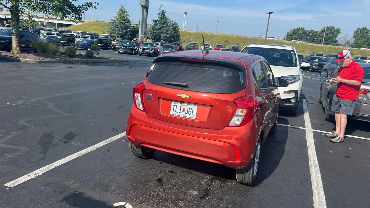 Used 2022 Chevrolet Spark LT FWD image 9