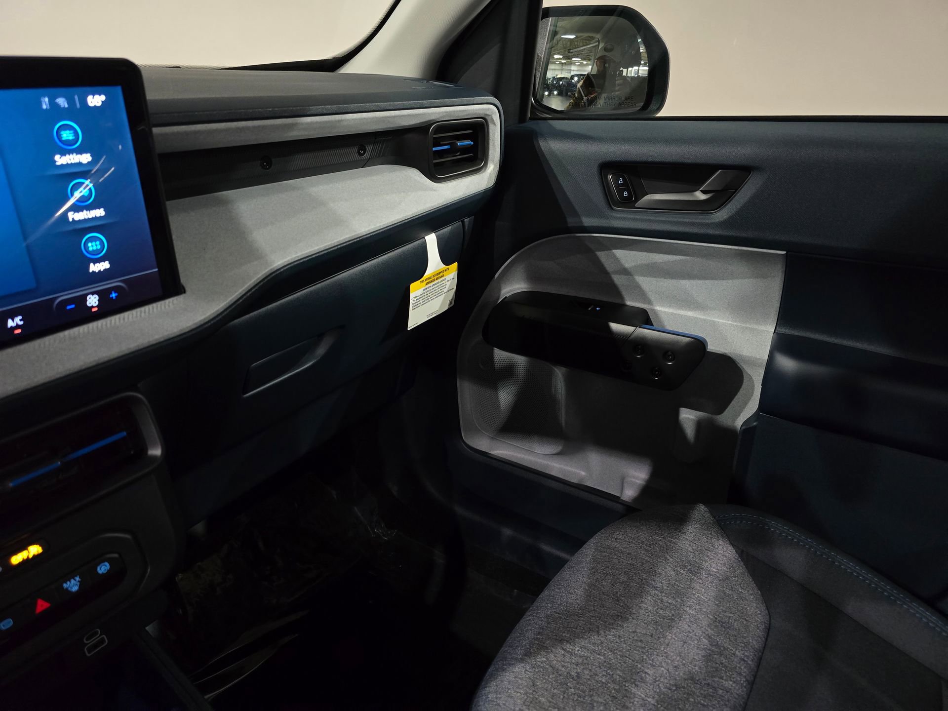 New 2025 Ford Maverick XLT image 26