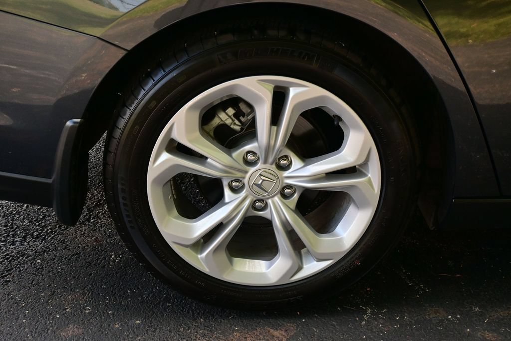 Certified 2025 Honda Accord LX image 36