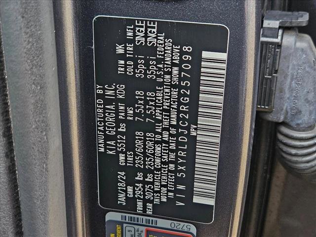 Used 2024 Kia Sorento S image 24