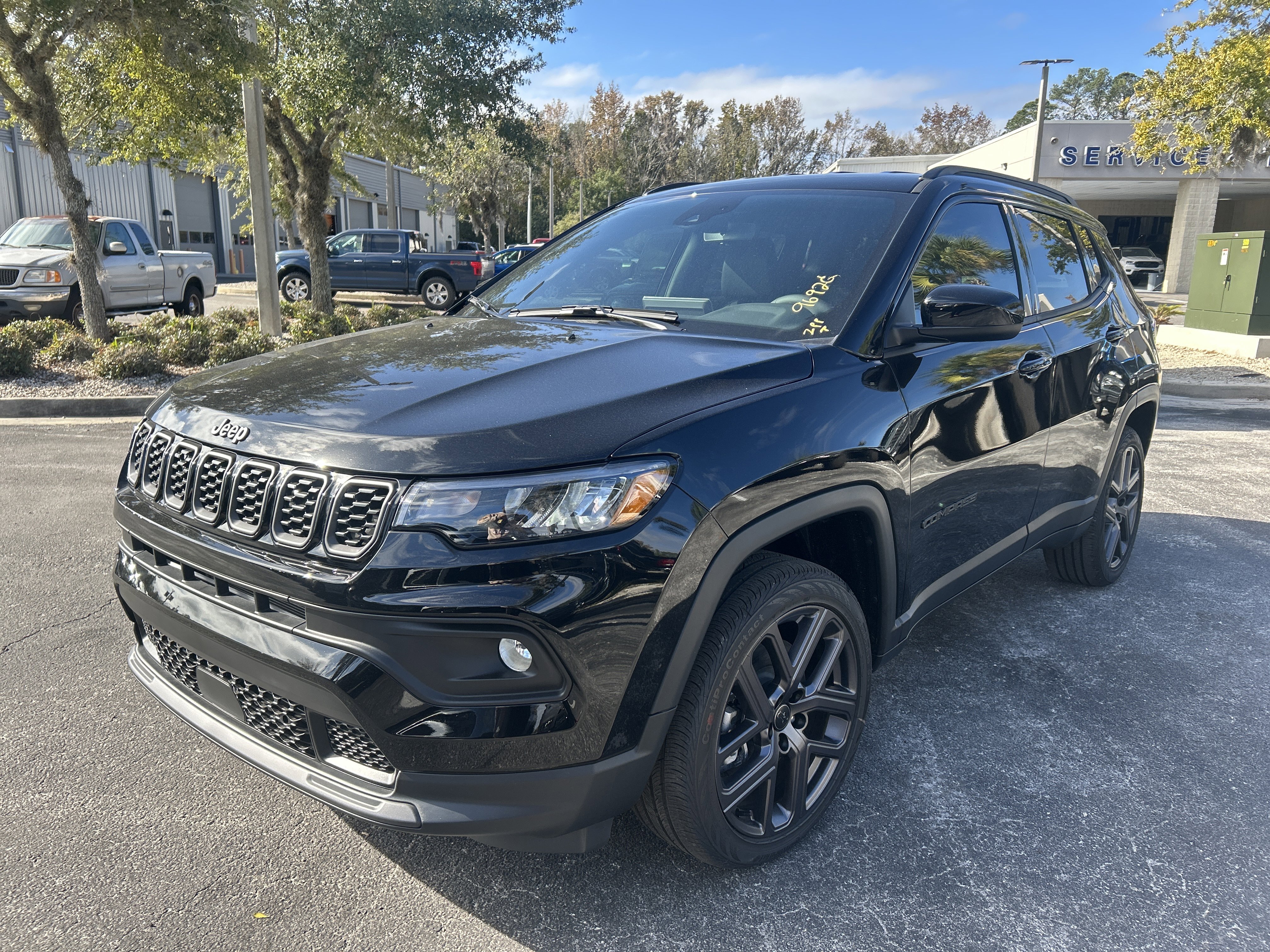 New 2026 Jeep Compass Latitude image 3