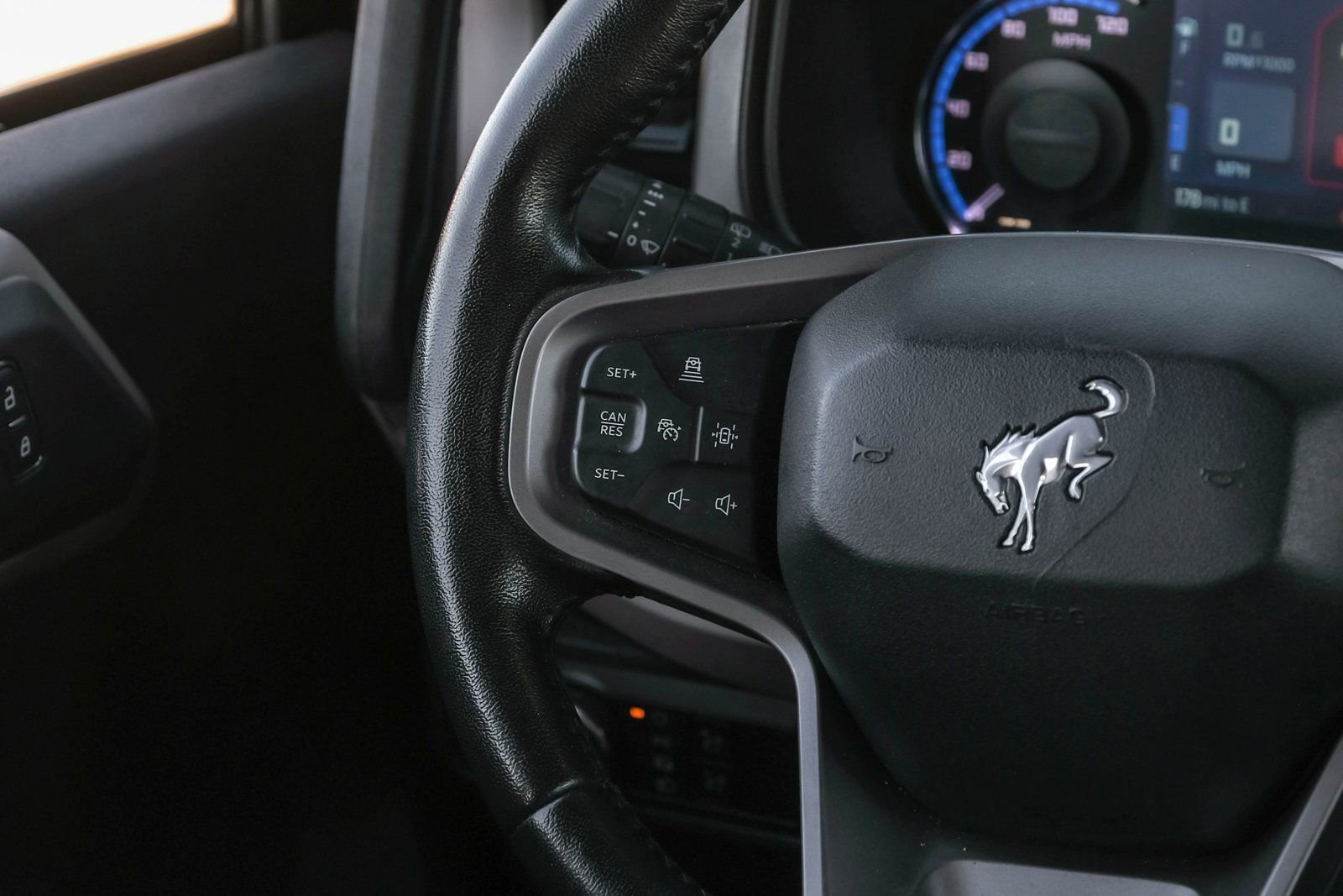 Used 2022 Ford Bronco Wildtrak image 19