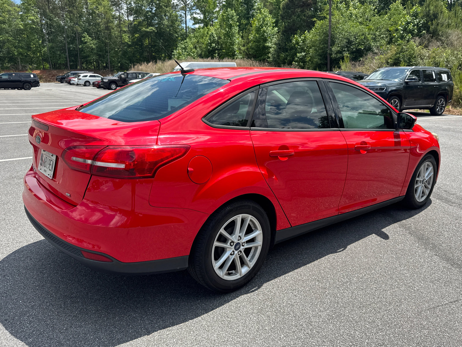 Used 2017 Ford Focus SE FWD image 5