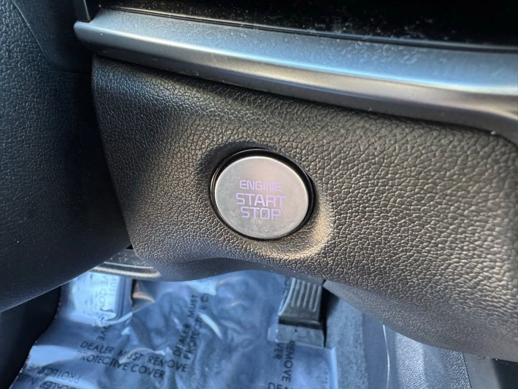 Used 2024 Kia Sorento S w/ Panoramic Sunroof Package image 29