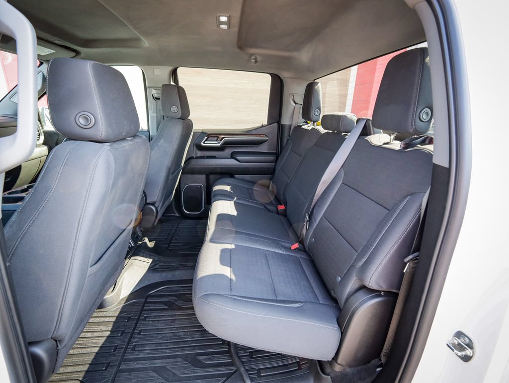 Used 2024 GMC Sierra 1500 SLE w/ X31 Off-Road Package AWD/4WD image 30