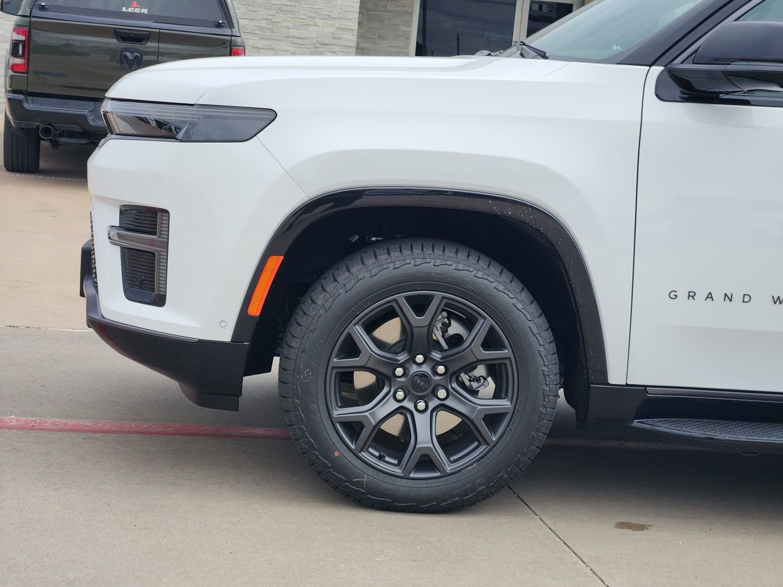 New 2026 Jeep Grand Wagoneer 4WD image 10