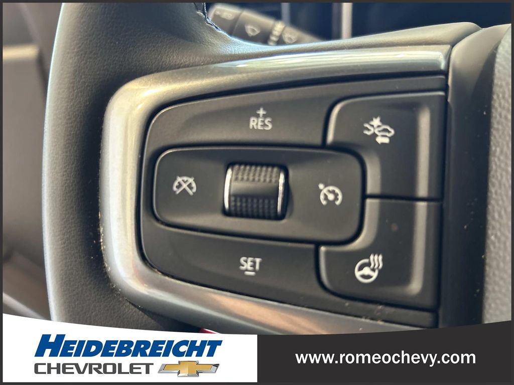 Used 2023 Chevrolet Silverado 1500 LT AWD/4WD image 19