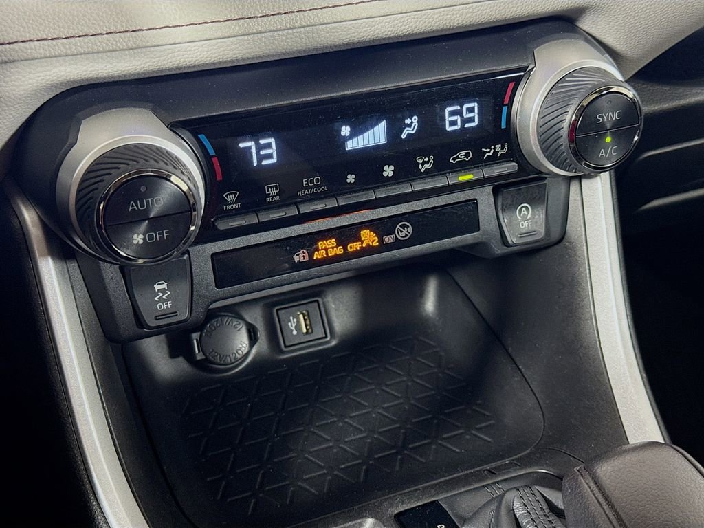 Used 2023 Toyota RAV4 XLE w/ Convenience Package image 15