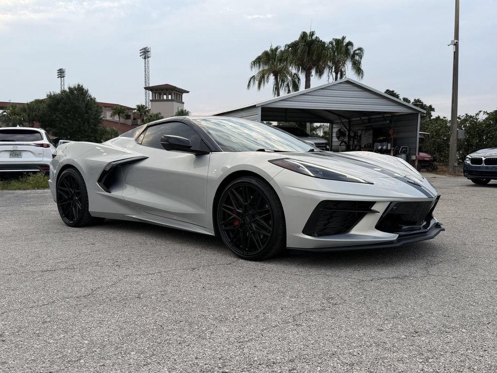 Used 2024 Chevrolet Corvette Stingray Premium Conv w/ Z51 Performance Package RWD image 2