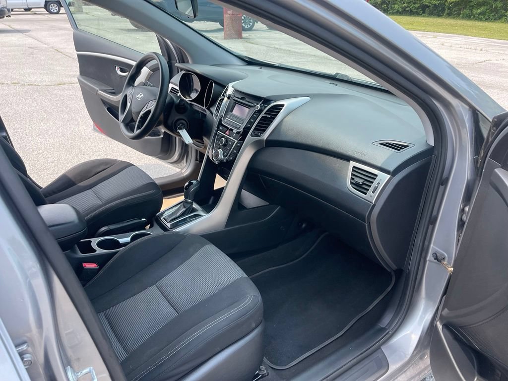 Used 2014 Hyundai Elantra GT FWD image 19