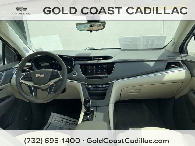 Certified 2023 Cadillac XT5 Premium Luxury w/ Technology Package FWD image 12
