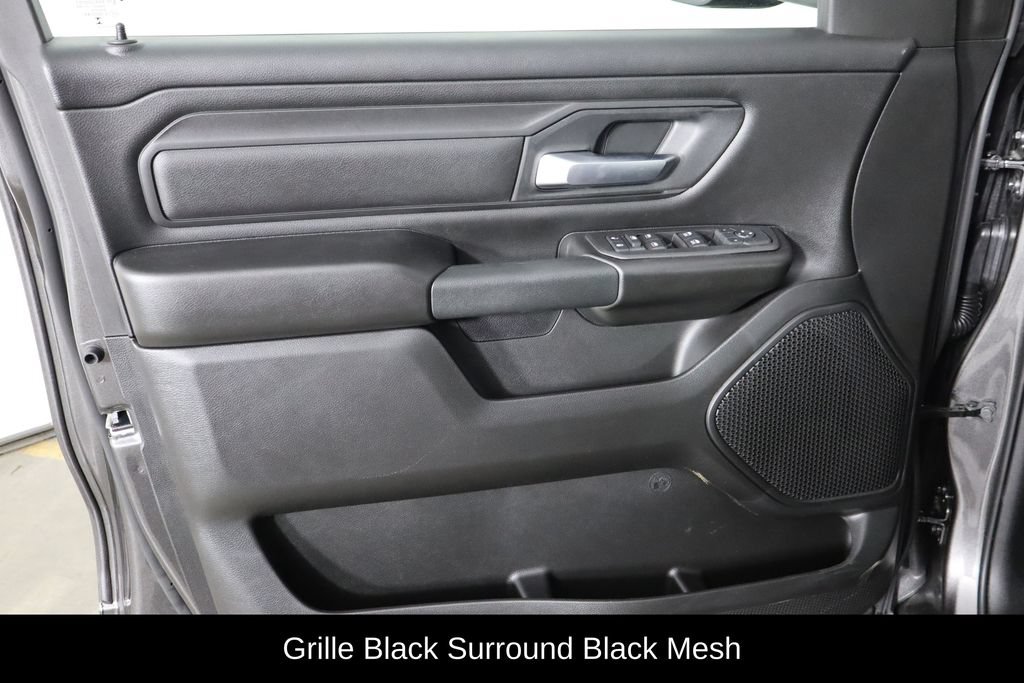New 2026 RAM 1500 Express AWD/4WD image 19