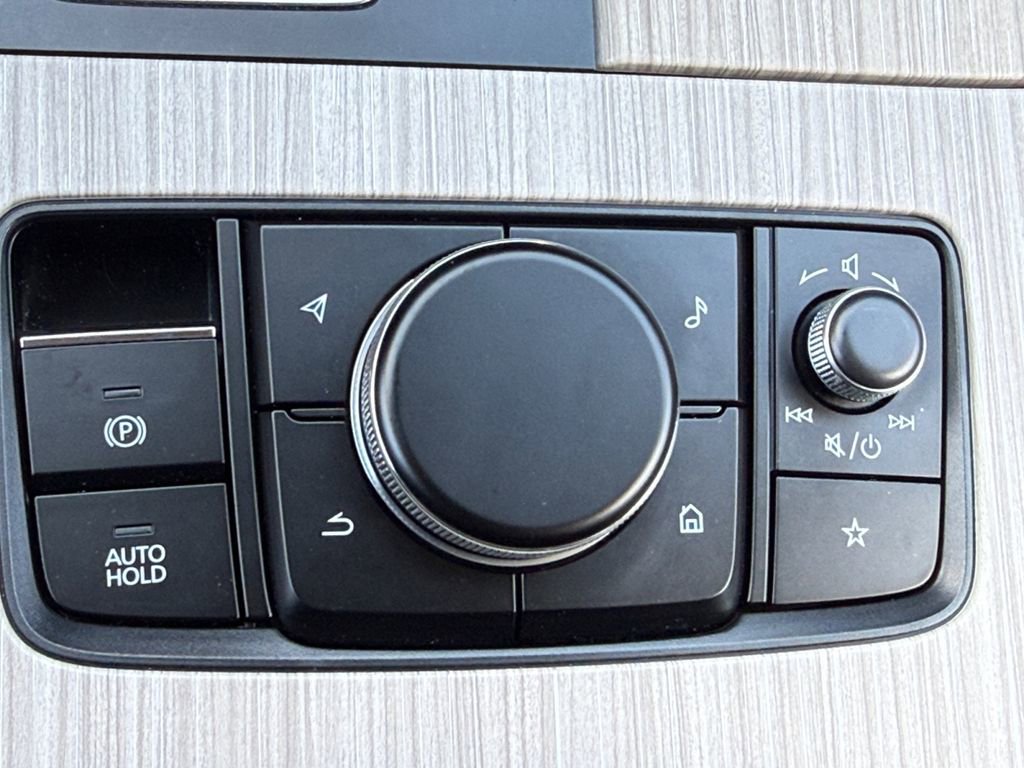 Used 2024 MAZDA CX-90 Plug-In Hybrid w/ Preferred AWD/4WD image 19