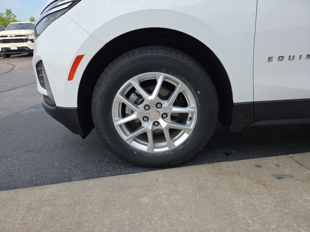 Certified 2024 Chevrolet Equinox LT FWD image 30